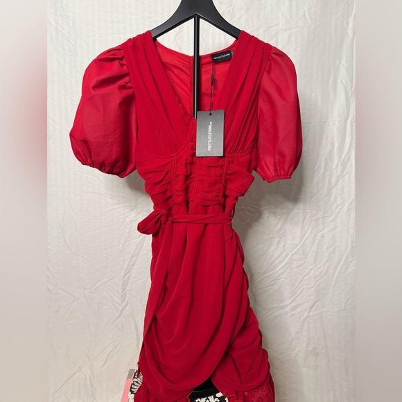 PrettyLittleThing Red Mini Dress with Puff Sleeves - Picture 1 of 8